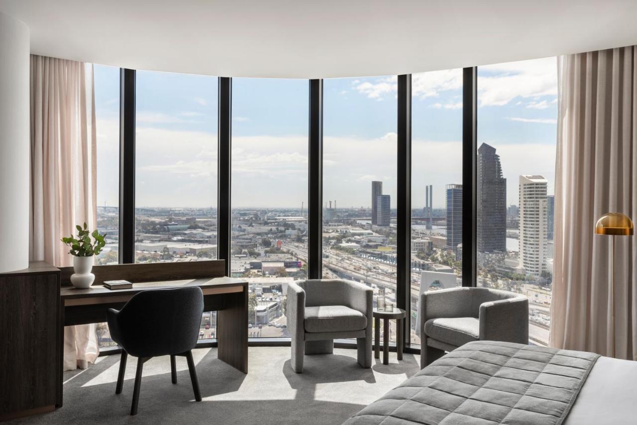 Oakwood Premier Melbourne Aparthotel Kültér fotó The view from a typical apartment